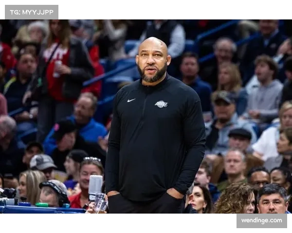 哈姆临场指挥能力再遭质疑 轮换混乱与暂停时机把握失衡